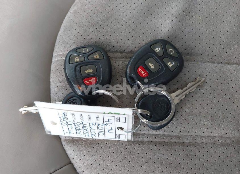 Photo 11 of 2010 Buick Lucerne CXL SPECIAL EDITION (VIN 1G4HD5E11AU119669)