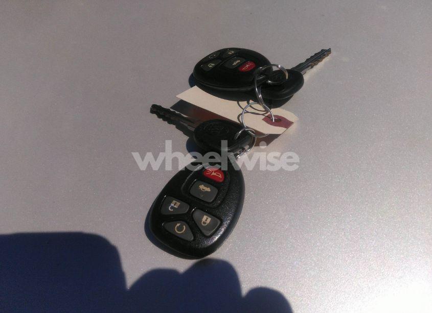 Photo 11 of 2010 Buick Lucerne CXL-5 (VIN 1G4HG5EM2AU112005)