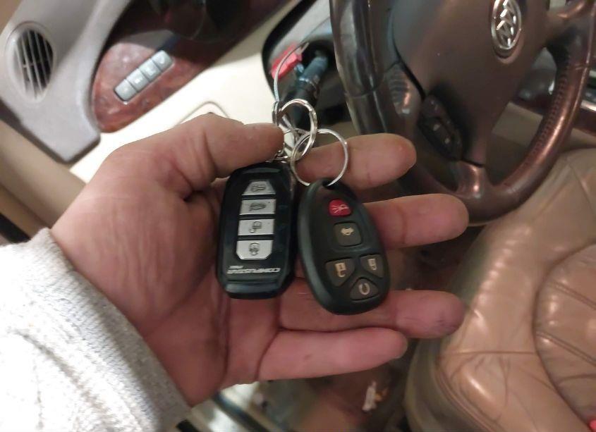 Photo 11 of 2011 Buick Lucerne CXL PREMIUM (VIN 1G4HJ5EM5BU142621)