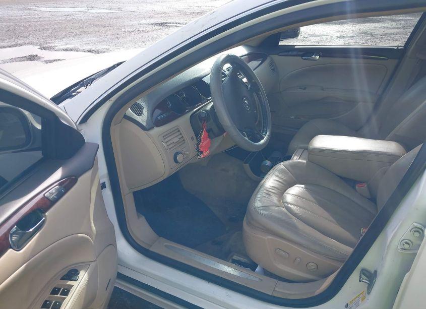 Photo 5 of 2011 Buick Lucerne CXL PREMIUM (VIN 1G4HJ5EM8BU125098)