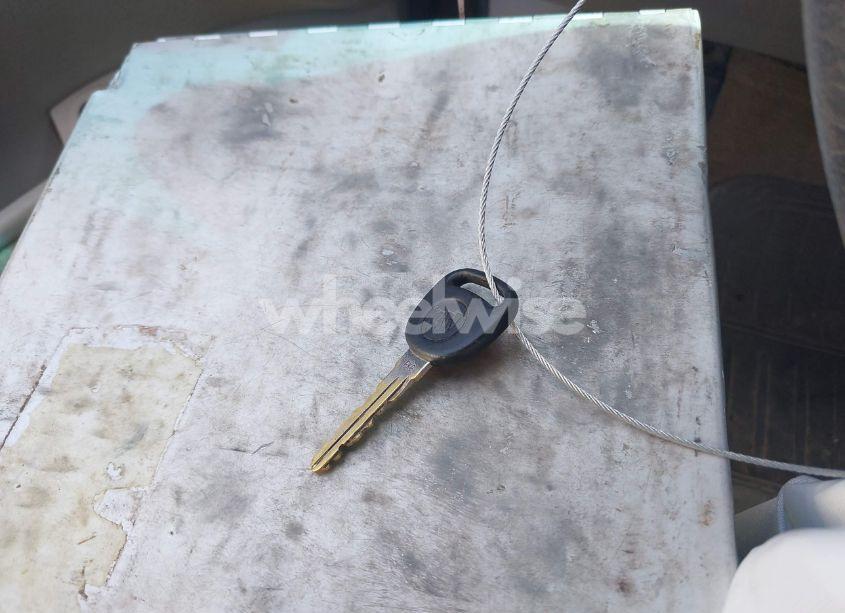 Photo 11 of 2005 Buick Lesabre CUSTOM (VIN 1G4HP52K85U231105)