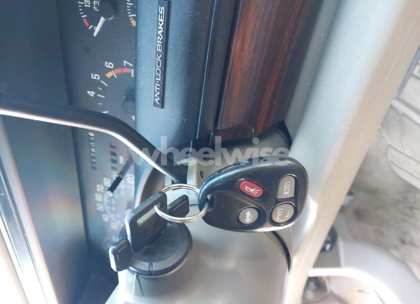 Photo 11 of 1998 Buick Lesabre CUSTOM (VIN 1G4HP52K8WH521788)