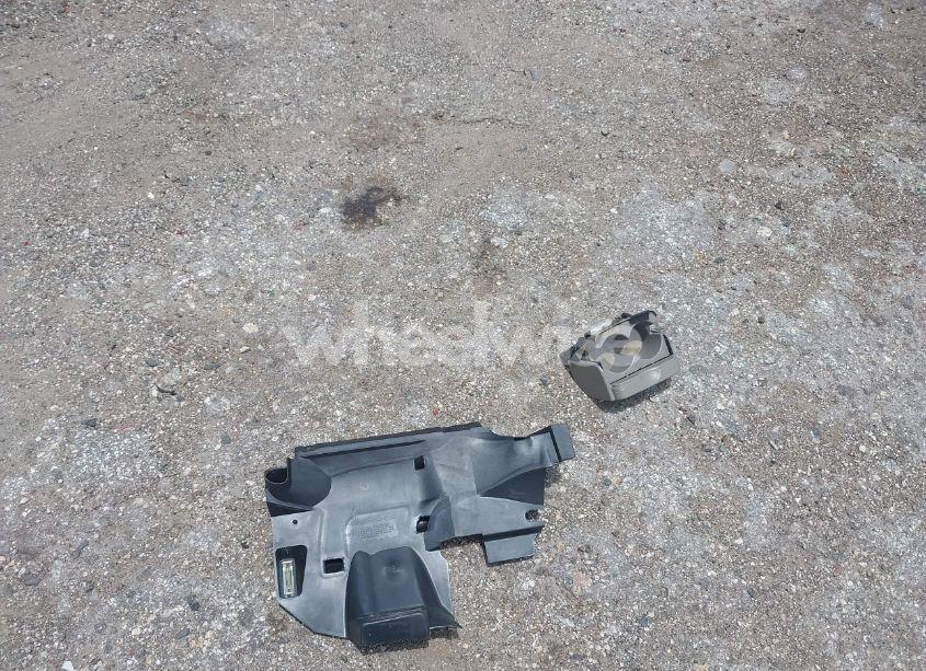 Photo 12 of 2004 Buick Lesabre CUSTOM (VIN 1G4HP52KX44129948)