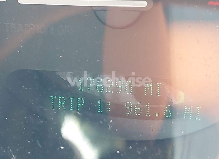 Photo 12 of 2002 Buick Lesabre CUSTOM (VIN 1G4HP54K024221693)