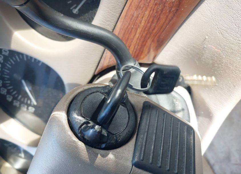 Photo 11 of 2002 Buick Lesabre CUSTOM (VIN 1G4HP54K82U253453)