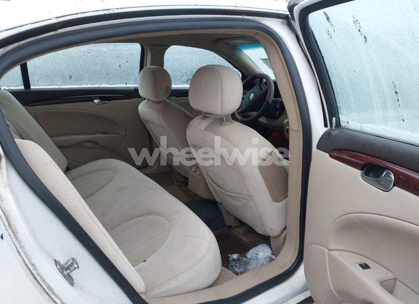 Photo 8 of 2008 Buick Lucerne CX (VIN 1G4HP57208U169924)