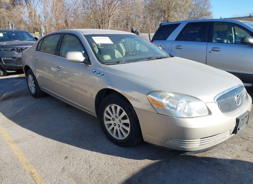 2008 Buick Lucerne CX (VIN 1G4HP57228U156530) main photo