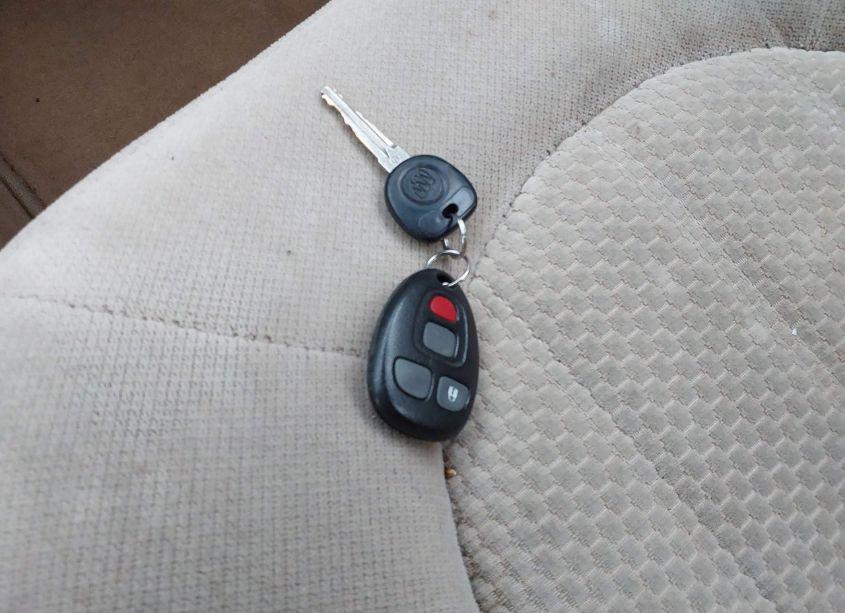 Photo 11 of 2008 Buick Lucerne CX (VIN 1G4HP57228U156530)