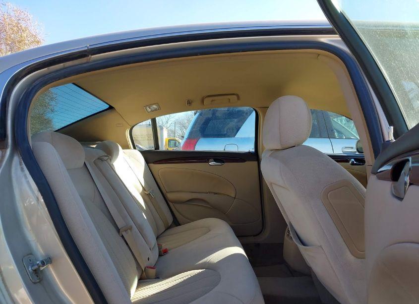 Photo 8 of 2008 Buick Lucerne CX (VIN 1G4HP57228U156530)