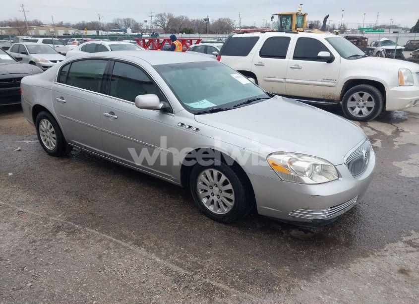 2008 Buick Lucerne CX (VIN 1G4HP57238U112780) main photo