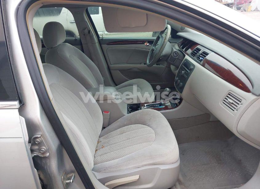 Photo 5 of 2008 Buick Lucerne CX (VIN 1G4HP57238U112780)