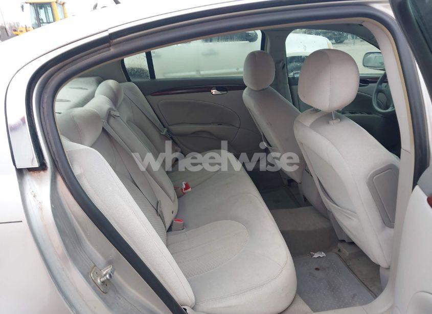 Photo 8 of 2008 Buick Lucerne CX (VIN 1G4HP57238U112780)
