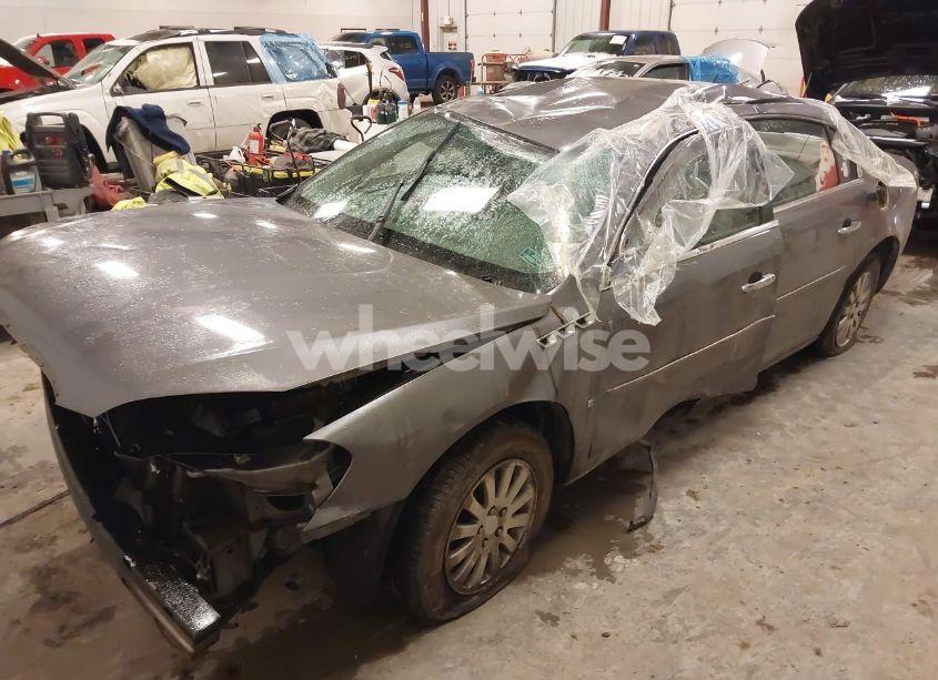 Photo 2 of 2008 Buick Lucerne CX (VIN 1G4HP57238U142779)