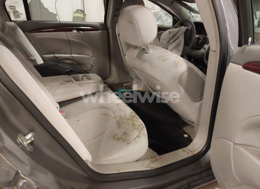 Photo 8 of 2008 Buick Lucerne CX (VIN 1G4HP57238U142779)