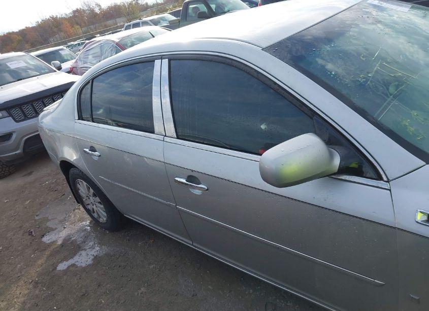 Photo 13 of 2008 Buick Lucerne CX (VIN 1G4HP57238U156326)