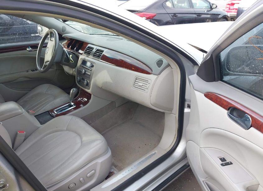 Photo 5 of 2008 Buick Lucerne CX (VIN 1G4HP57238U156326)