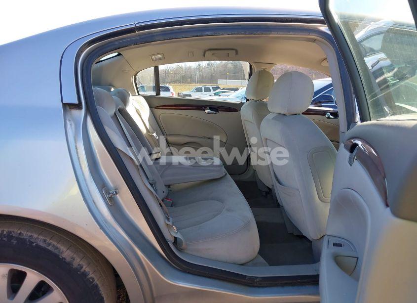 Photo 8 of 2008 Buick Lucerne CX (VIN 1G4HP57268U144297)