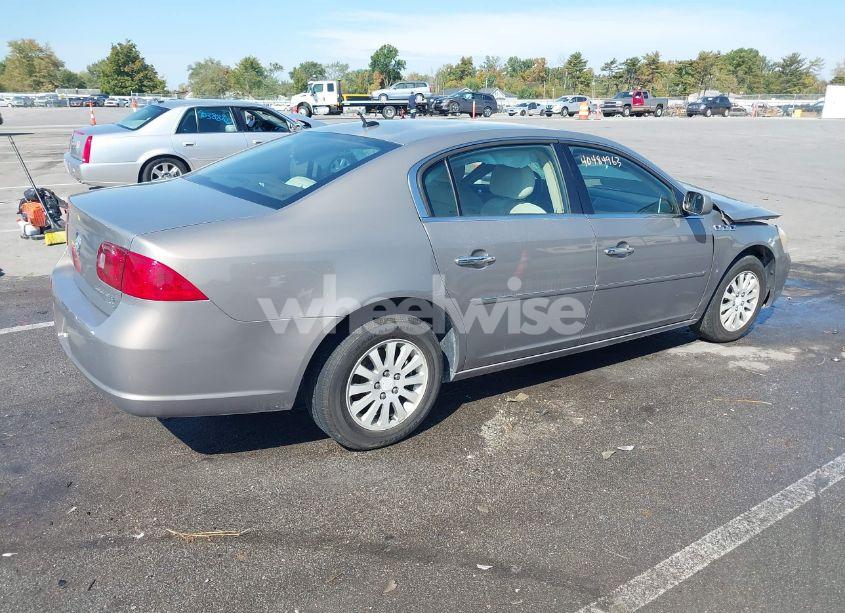 Photo 4 of 2007 Buick Lucerne CX (VIN 1G4HP57297U124995)