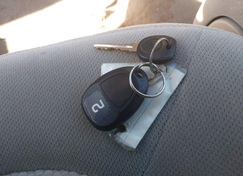 Photo 11 of 2008 Buick Lucerne CX (VIN 1G4HP572X8U112744)