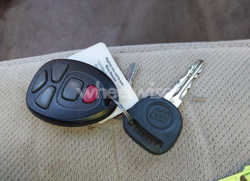 Photo 11 of 2008 Buick Lucerne CX (VIN 1G4HP572X8U204274)