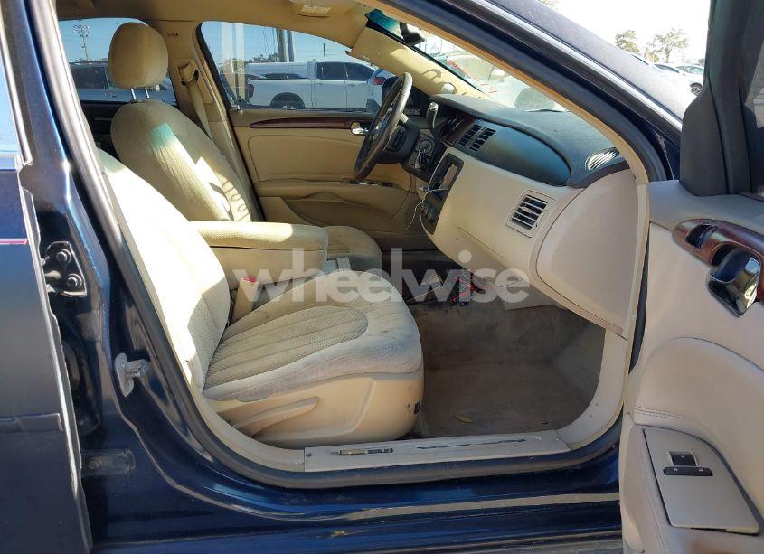 Photo 5 of 2008 Buick Lucerne CX (VIN 1G4HP572X8U204274)