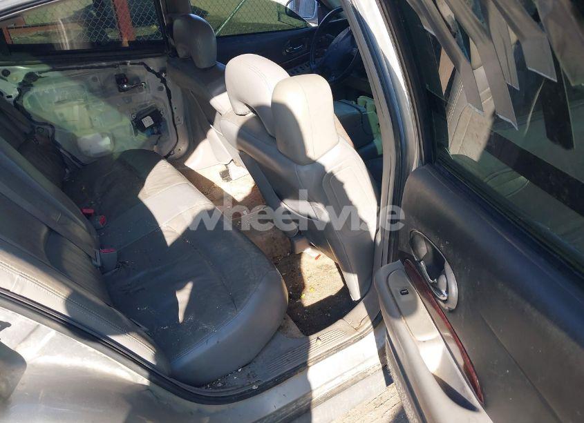 Photo 8 of 2005 Buick Lesabre LIMITED (VIN 1G4HR54K15U145724)