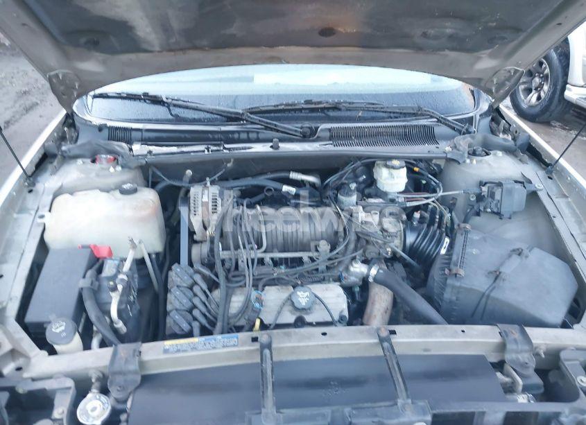 Photo 10 of 2004 Buick Lesabre LIMITED (VIN 1G4HR54K84U135710)