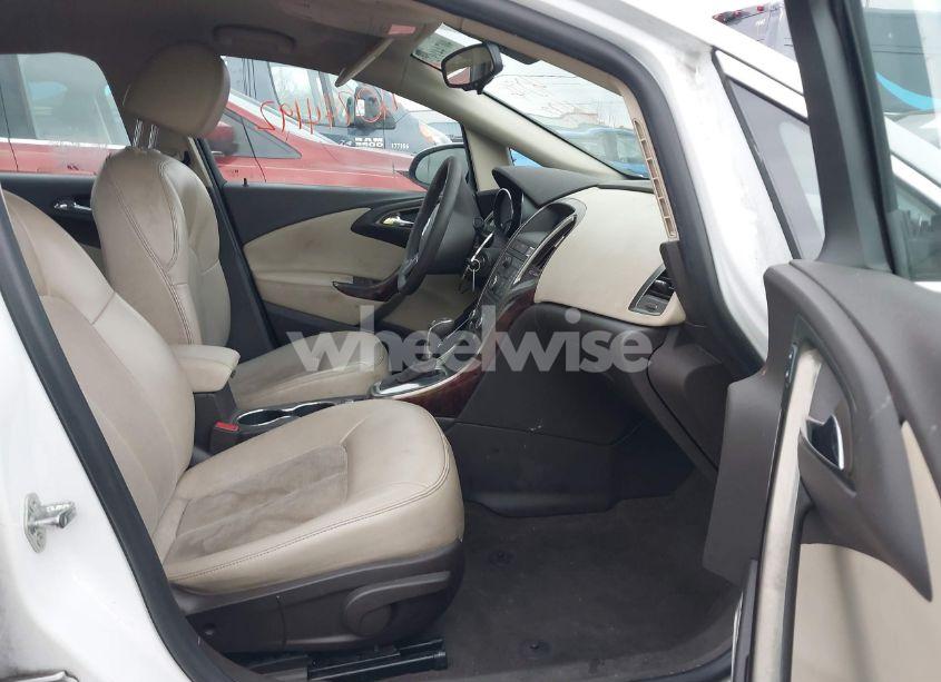 Photo 5 of 2017 Buick Verano (VIN 1G4P15SK4H4118107)