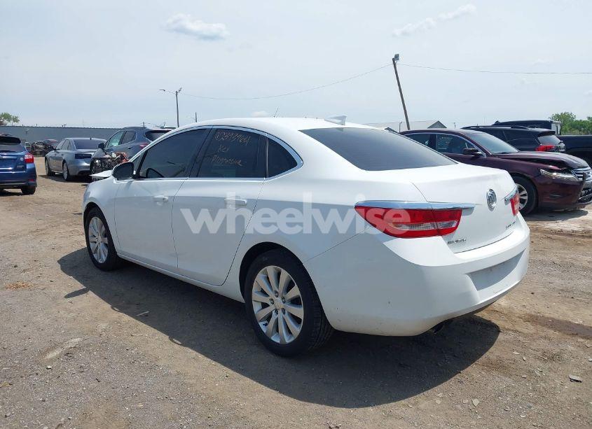 Photo 3 of 2016 Buick Verano (VIN 1G4P15SK5G4121709)