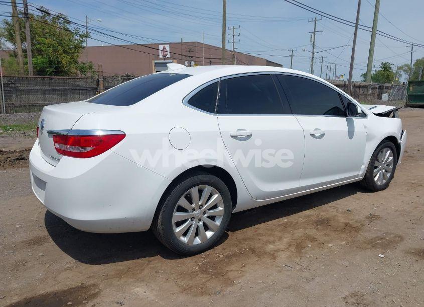 Photo 4 of 2016 Buick Verano (VIN 1G4P15SK5G4121709)