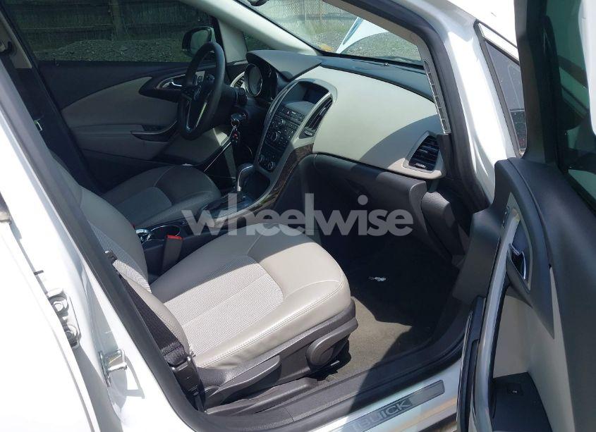 Photo 5 of 2016 Buick Verano (VIN 1G4P15SK5G4121709)