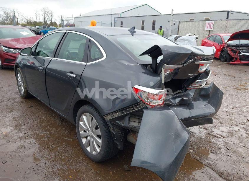 Photo 3 of 2013 Buick Verano (VIN 1G4PN5SK2D4100445)