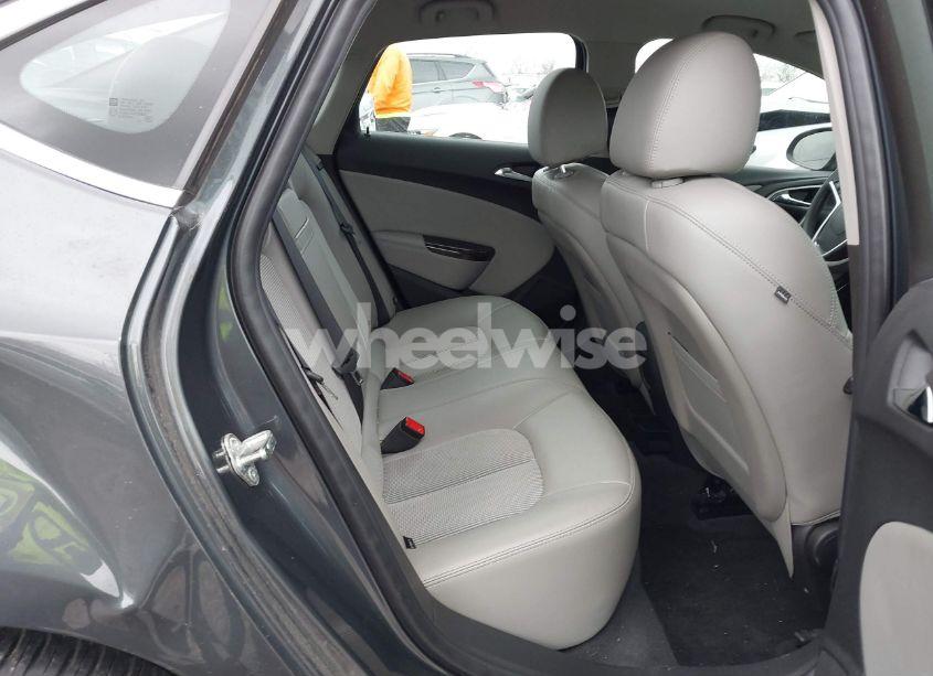 Photo 8 of 2013 Buick Verano (VIN 1G4PN5SK2D4100445)