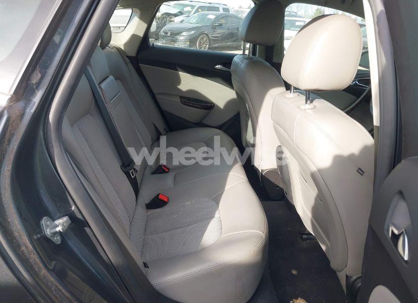 Photo 8 of 2012 Buick Verano (VIN 1G4PP5SK0C4167330)