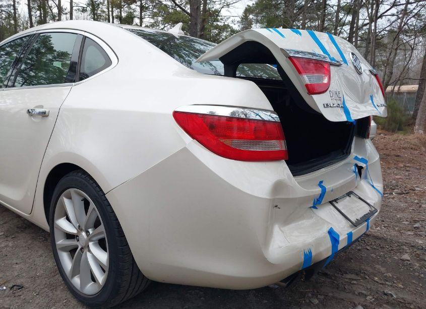 Photo 12 of 2012 Buick Verano (VIN 1G4PP5SK0C4211794)