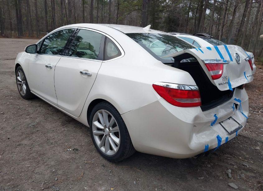 Photo 3 of 2012 Buick Verano (VIN 1G4PP5SK0C4211794)