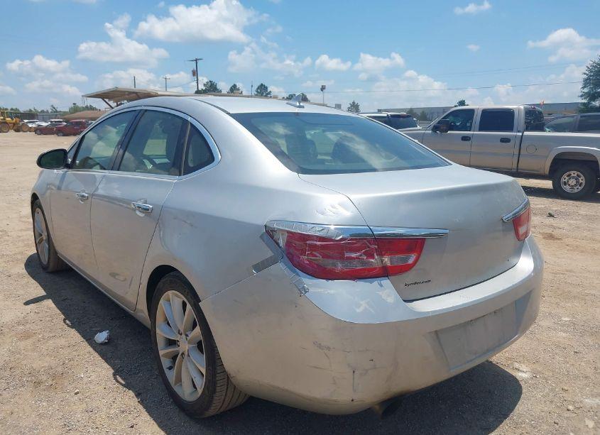 Photo 3 of 2012 Buick Verano (VIN 1G4PP5SK0C4217918)