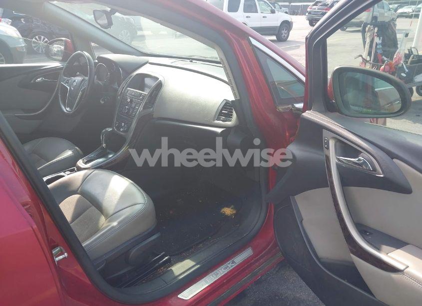 Photo 5 of 2012 Buick Verano (VIN 1G4PP5SK0C4218986)