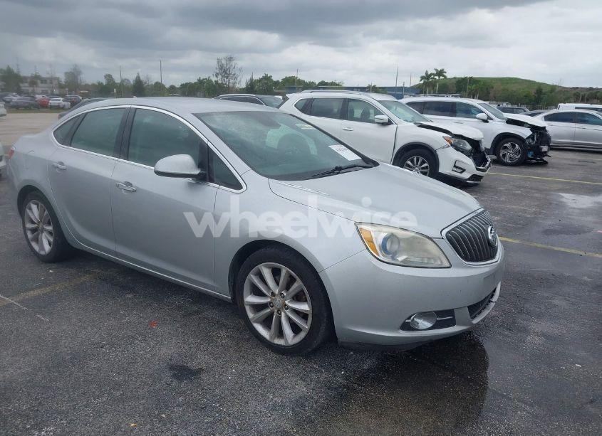 2013 Buick Verano (VIN 1G4PP5SK0D4113138) main photo