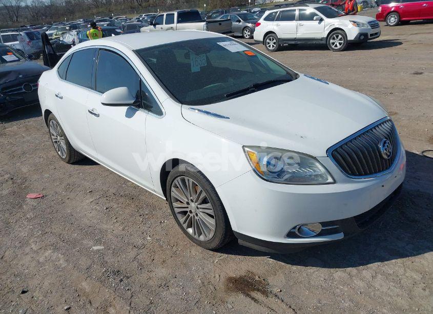 2014 Buick Verano (VIN 1G4PP5SK0E4153852) main photo