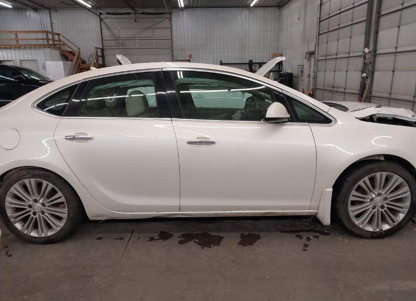 Photo 14 of 2014 Buick Verano (VIN 1G4PP5SK0E4169243)
