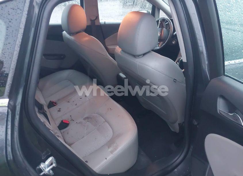 Photo 8 of 2014 Buick Verano (VIN 1G4PP5SK0E4237959)