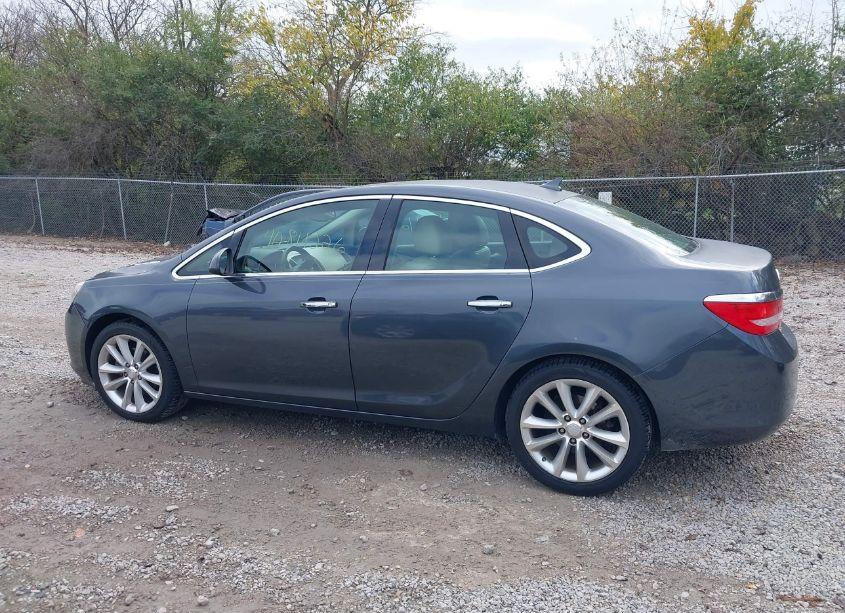 Photo 14 of 2013 Buick Verano (VIN 1G4PP5SK1D4142051)