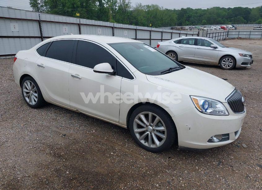 2013 Buick Verano (VIN 1G4PP5SK1D4144558) main photo