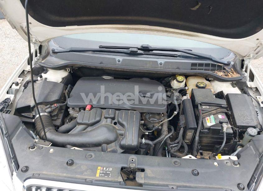 Photo 10 of 2013 Buick Verano (VIN 1G4PP5SK1D4144558)