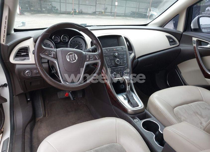 Photo 13 of 2013 Buick Verano (VIN 1G4PP5SK1D4144558)