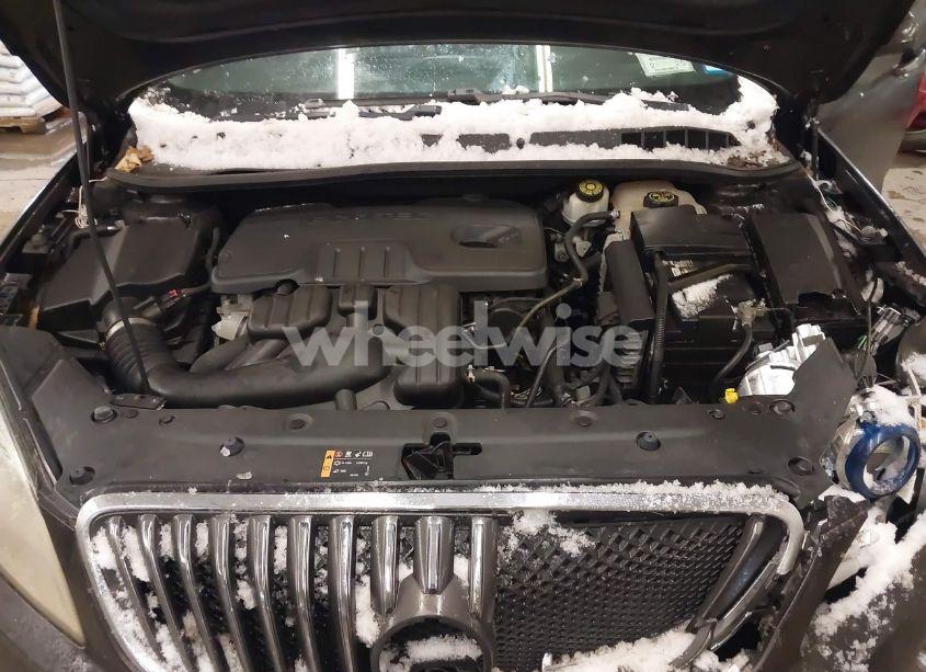 Photo 10 of 2013 Buick Verano (VIN 1G4PP5SK1D4207030)