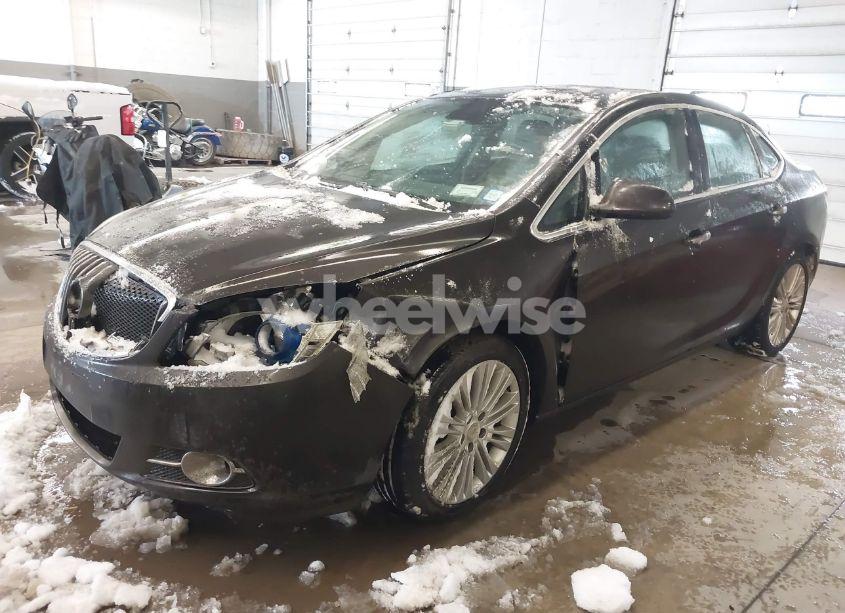 Photo 2 of 2013 Buick Verano (VIN 1G4PP5SK1D4207030)