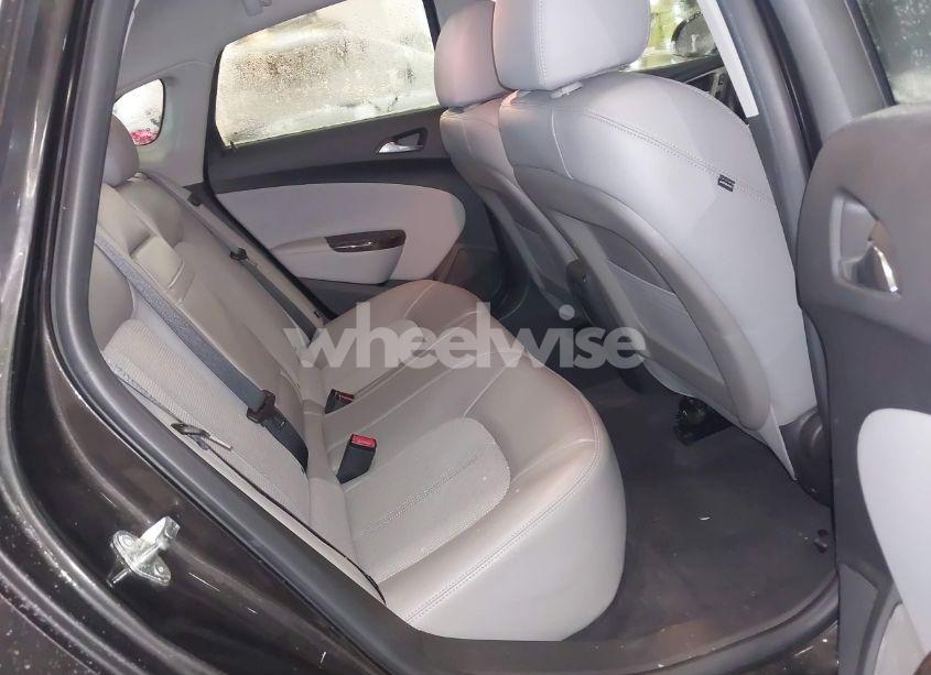 Photo 8 of 2013 Buick Verano (VIN 1G4PP5SK1D4207030)