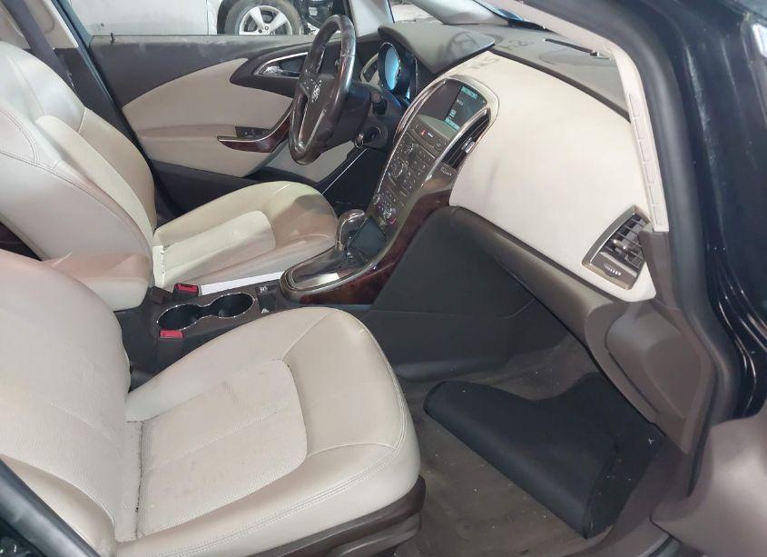 Photo 5 of 2013 Buick Verano (VIN 1G4PP5SK1D4238343)